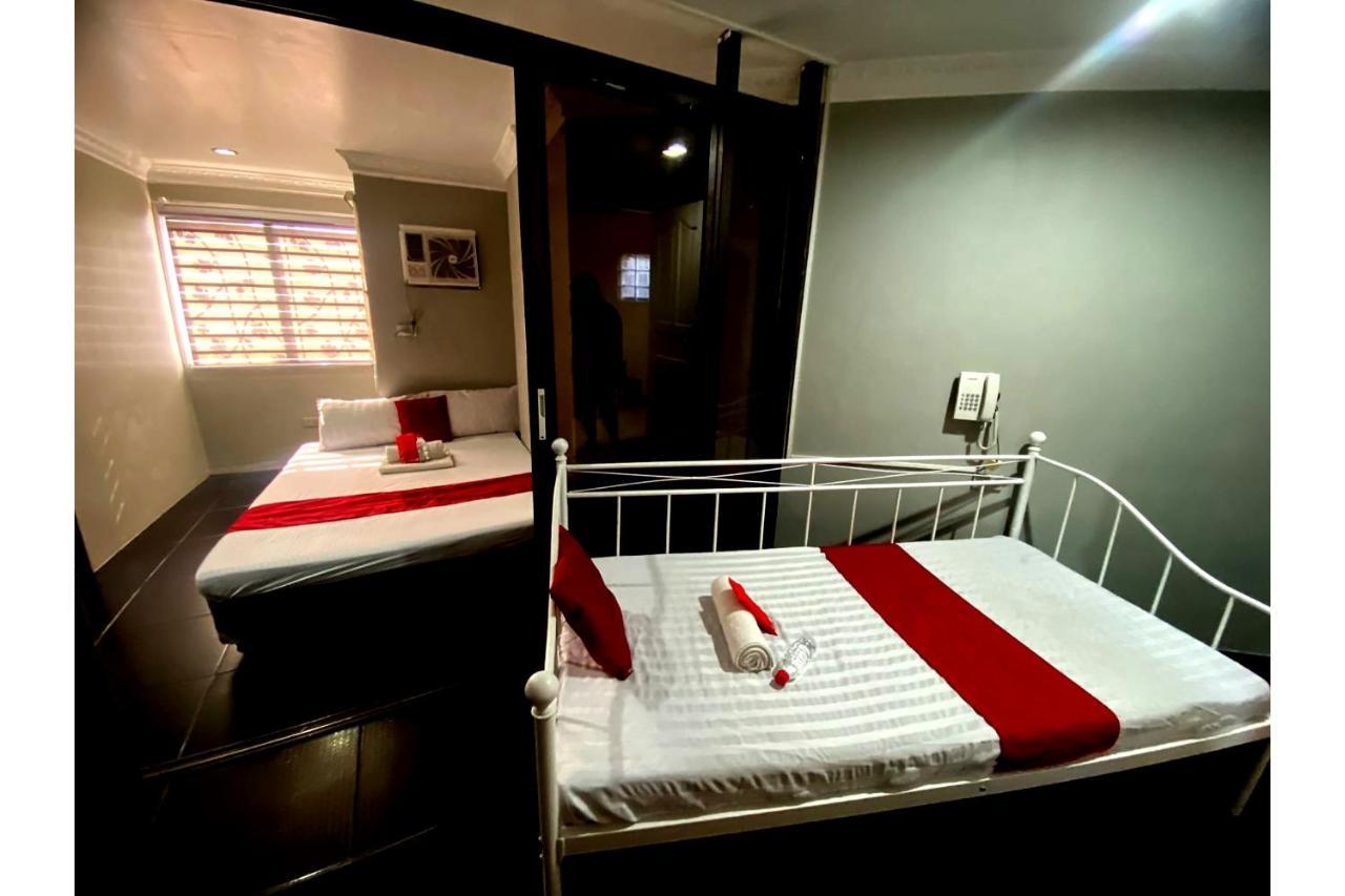 Oyo 104 Manila Venetian Hotel Экстерьер фото
